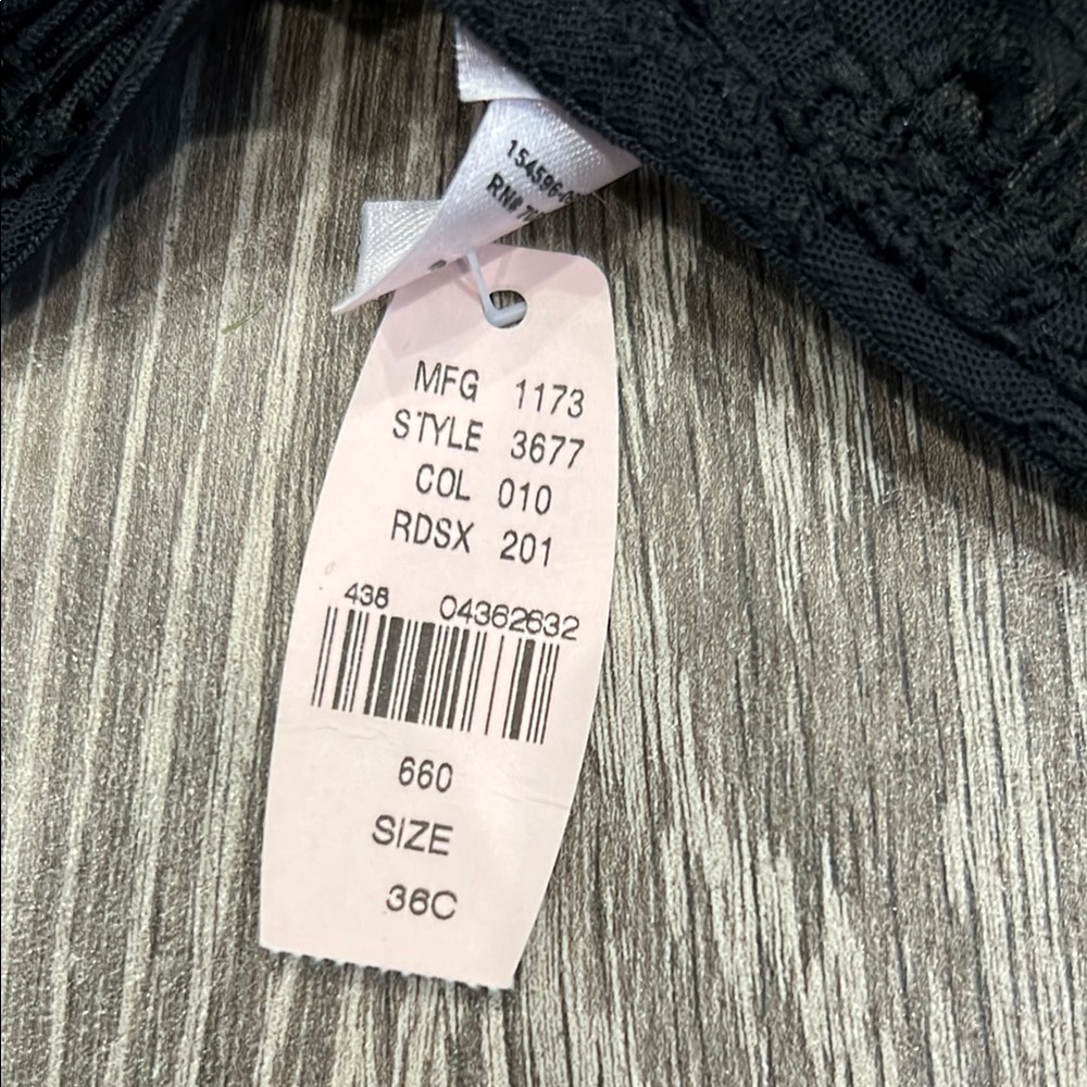 NWT Victoria’s Secret Pink and Black Embroidered Underwire Bra - Picture 3 of 8